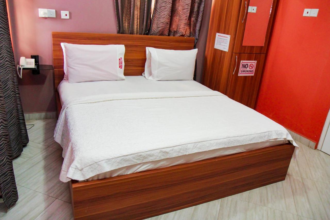 Hilton View Hotel Ogbodjo Exterior foto